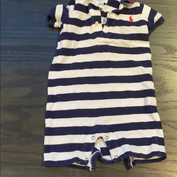 (4) 9M Ralph Lauren Rompers - Picture 3 of 5